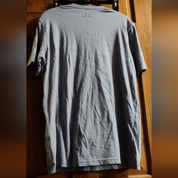 Under Armour men's medium shirt - Picture 4 of 5